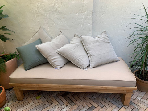 How to find the perfect outdoor bench seat cushion