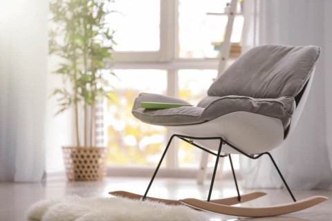 How do you make a rocking chair cosy?