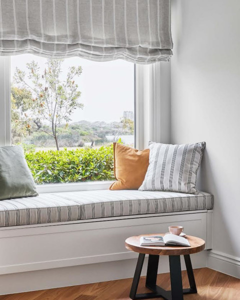 Custom Cushions vs. Ready-Made: What’s Worth Your Money?